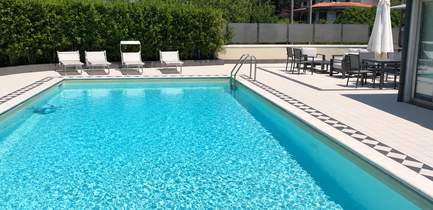Viagrande (CT) Piscina